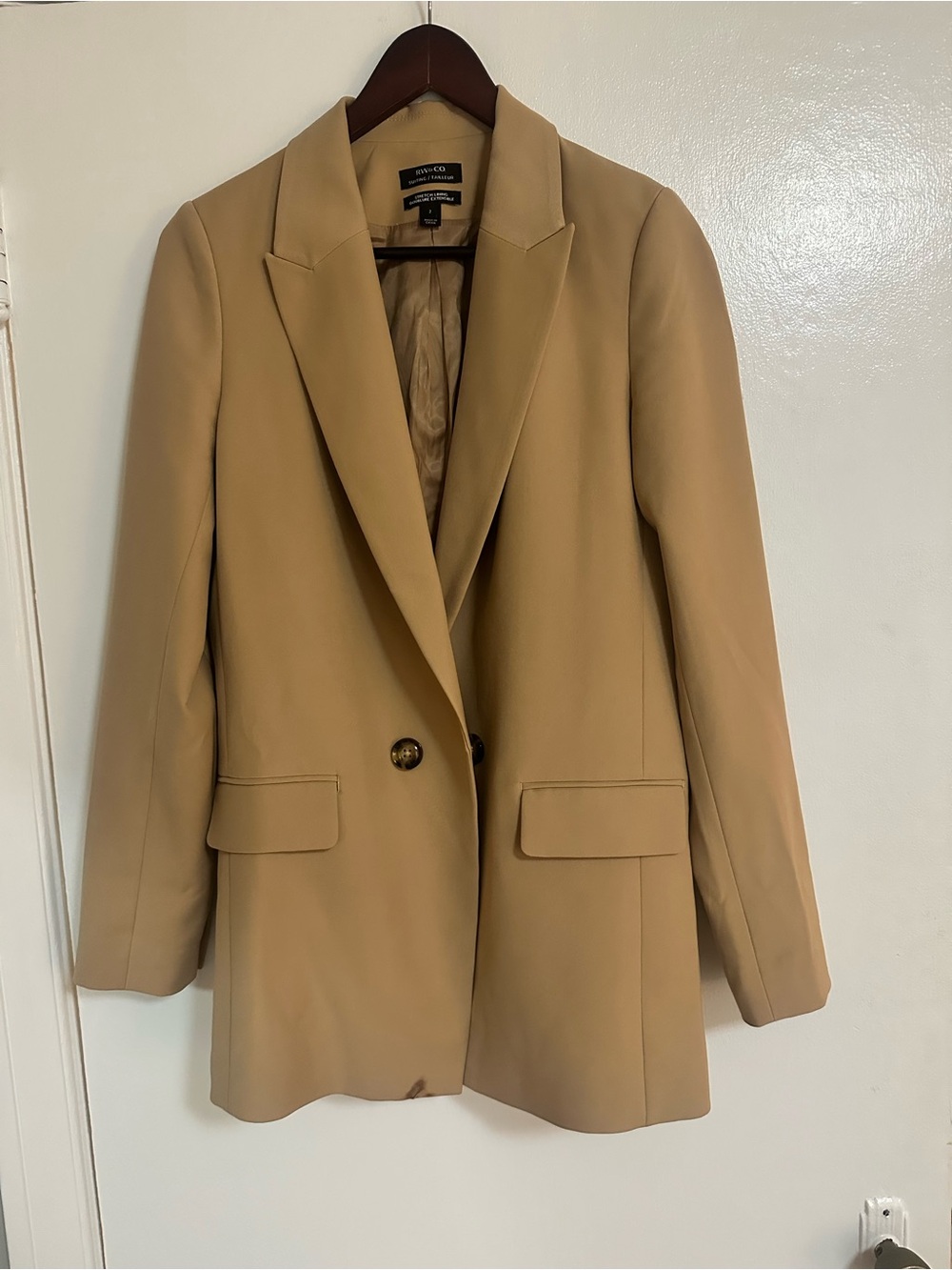RW&CO. Camel Single-Breasted Women's Blazer